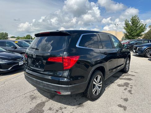 Used 2017 Honda Pilot EX image 4