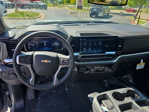 New 2026 Chevrolet Silverado 2500 LT AWD/4WD image 15
