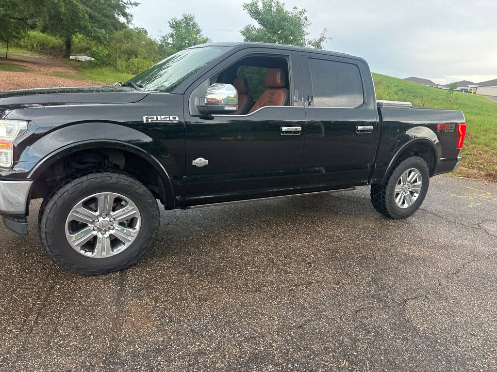 Used 2018 Ford F150 King Ranch w/ Equipment Group 601A Luxury AWD/4WD image 2