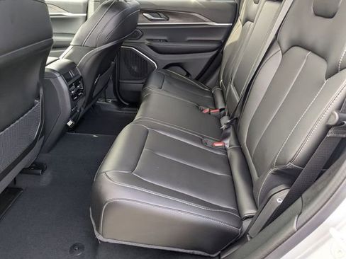 New 2026 Jeep Grand Cherokee Limited image 26