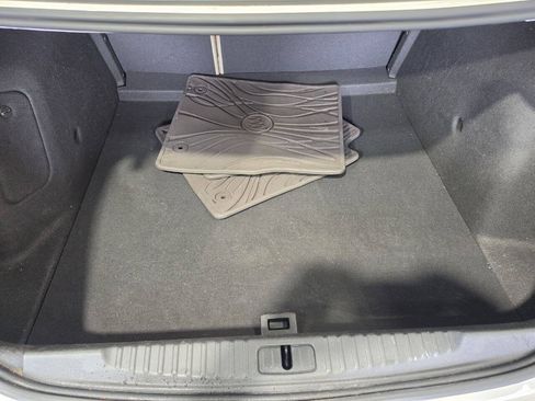 Used 2013 Buick Verano FWD image 23