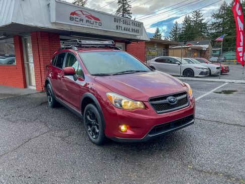 Used 2014 Subaru Crosstrek 2.0i Limited w/ Popular Package #2 AWD/4WD image 4