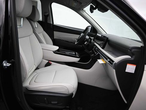 New 2026 Hyundai Tucson Limited image 11