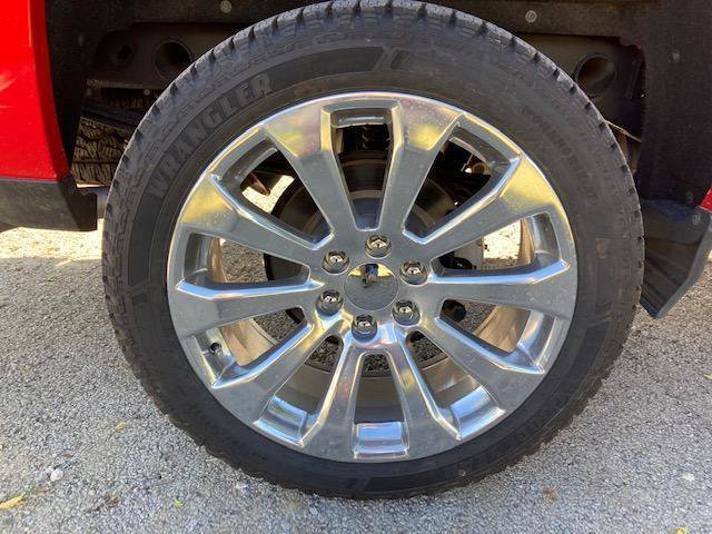Used 2018 Chevrolet Silverado 1500 LTZ AWD/4WD image 11