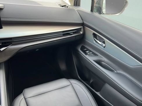 Used 2025 Nissan Murano SL AWD/4WD image 16