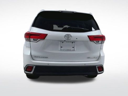 Used 2019 Toyota Highlander Limited image 9