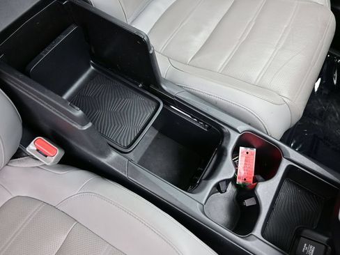 Used 2017 Honda CR-V EX-L image 37