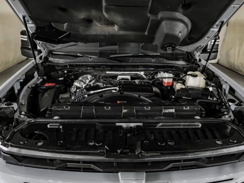 Used 2024 Chevrolet Silverado 2500 LT image 58