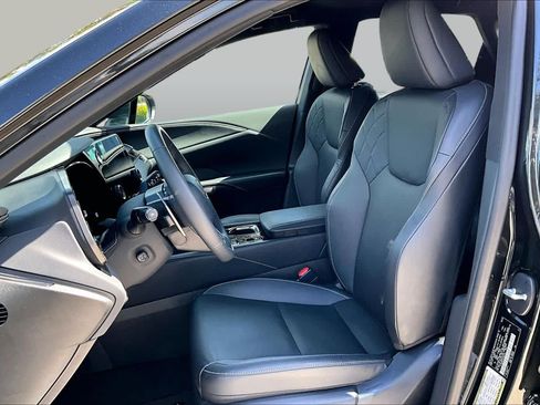 Used 2025 Lexus RX 350 FWD w/ Technology Package image 8