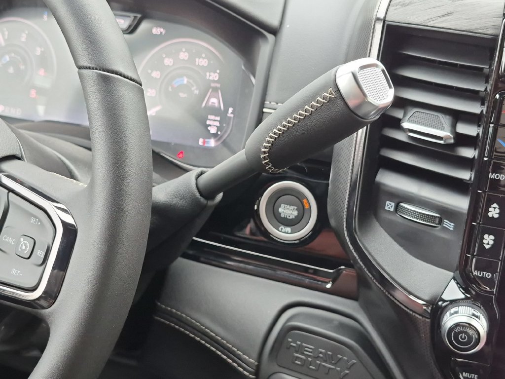 New 2027 RAM 3500 Limited AWD/4WD image 27