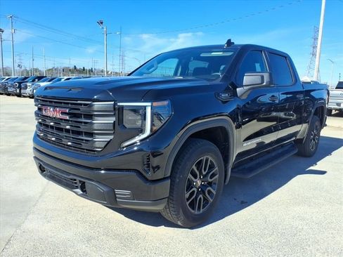 New 2026 GMC Sierra 1500 Pro w/ Graphite Edition AWD/4WD image 3