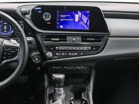 Used 2025 Lexus ES 350 w/ Premium Package FWD image 14