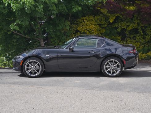Used 2022 MAZDA MX-5 Miata RF Grand Touring w/ Weather Package RWD image 15