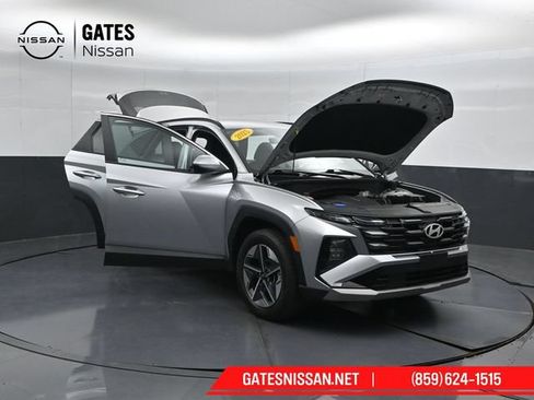 Used 2025 Hyundai Tucson SEL AWD/4WD image 59