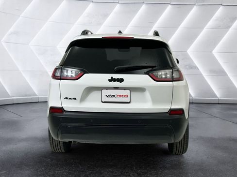 Used 2023 Jeep Cherokee Altitude Lux image 5