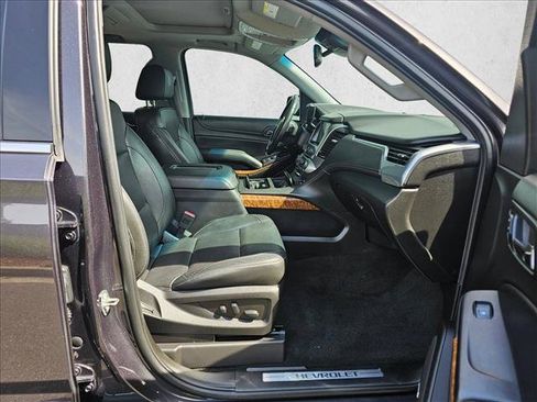 Used 2018 Chevrolet Tahoe Premier AWD/4WD image 10