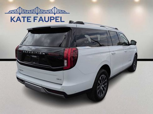 Used 2025 Ford Expedition Max Platinum AWD/4WD image 7