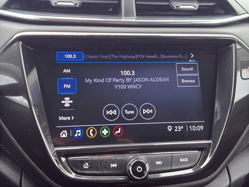 Used 2023 Chevrolet TrailBlazer LT w/ Convenience Package image 17