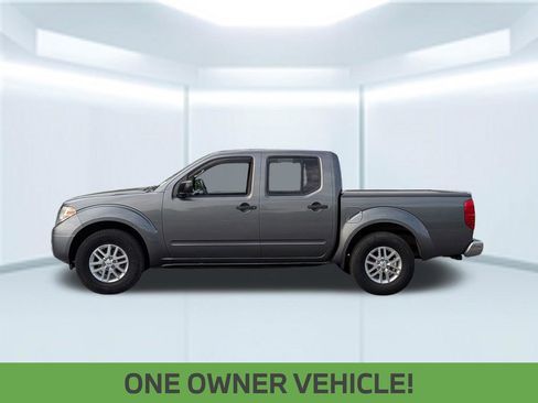 Used 2017 Nissan Frontier SV w/ SV Value Truck Package RWD image 2