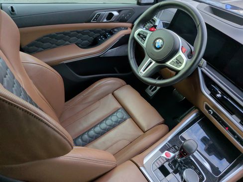 Used 2024 BMW X5 M Competition w/ Executive Package image 34