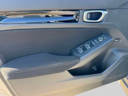 Certified 2024 Honda Civic EX image 12