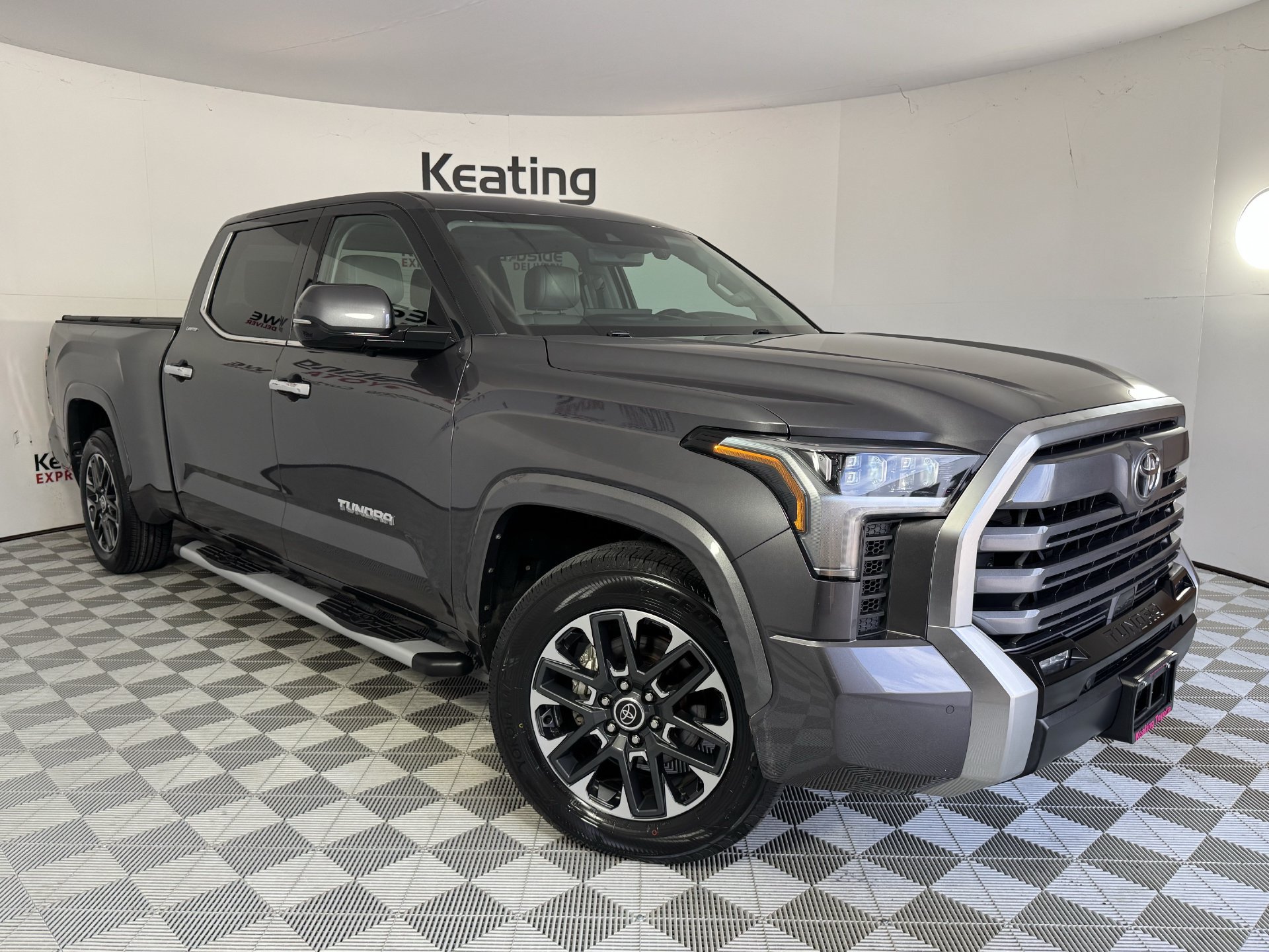 Used 2023 Toyota Tundra Limited RWD image 2