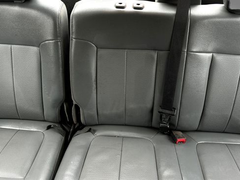 Used 2016 Ford F550 2WD Crew Cab Super Duty image 13