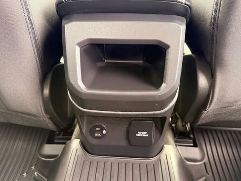 Used 2024 Ford Ranger XLT AWD/4WD image 16