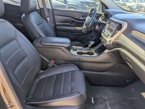 Used 2019 GMC Acadia Denali w/ Technology Package image 28