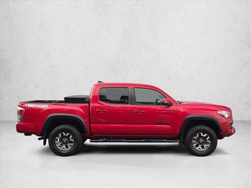 Used 2020 Toyota Tacoma TRD Off-Road w/ Technology Package AWD/4WD image 4