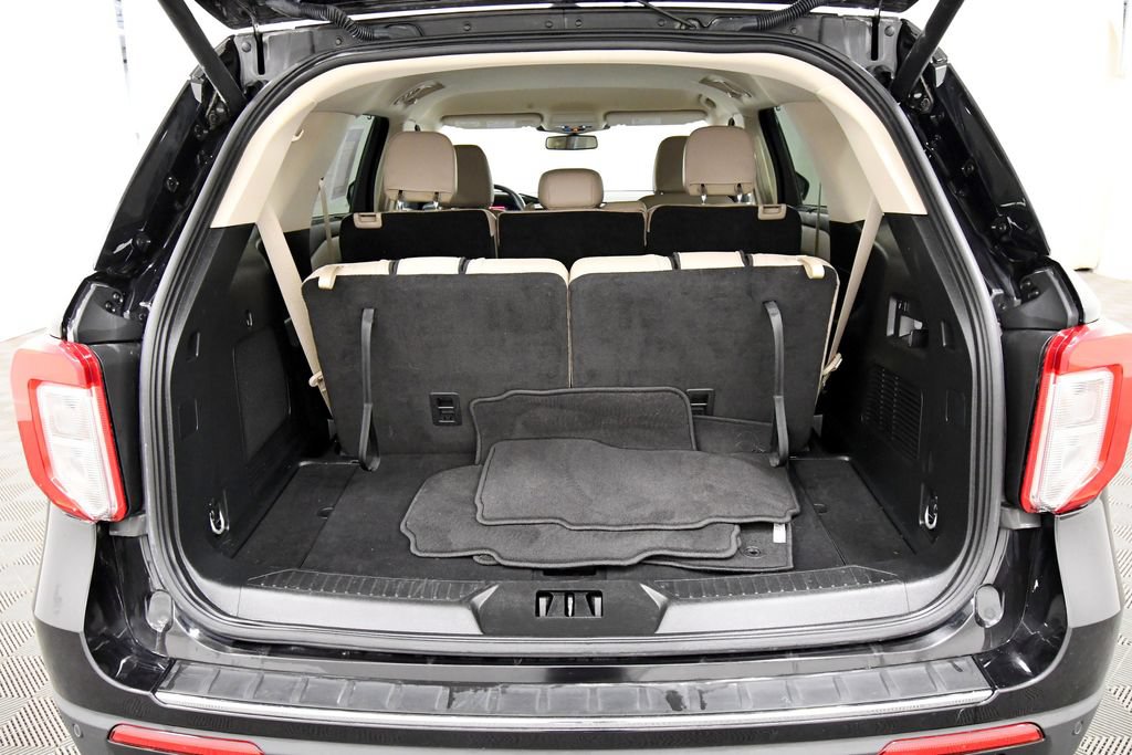 Used 2024 Ford Explorer Limited AWD/4WD image 7