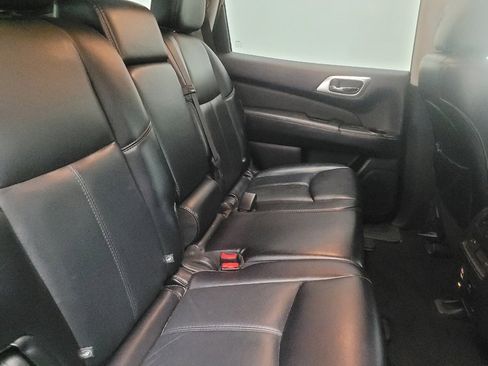 Used 2018 Nissan Pathfinder SL w/ Midnight Edition Package AWD/4WD image 19
