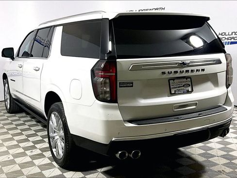 Used 2023 Chevrolet Suburban High Country AWD/4WD image 8