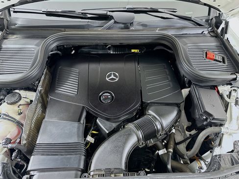 Used 2025 Mercedes-Benz GLE 350 4MATIC image 32