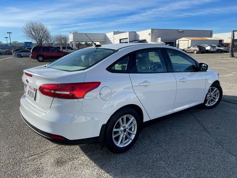 Used 2018 Ford Focus SE image 7