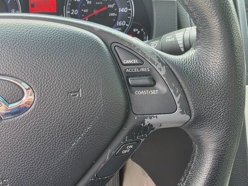 Used 2009 INFINITI G37 x Coupe w/ Premium Pkg AWD/4WD image 11