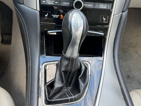 Used 2014 INFINITI Q50 Premium w/ Navigation Package image 17