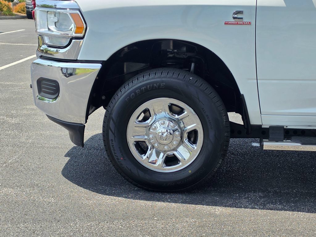 Used 2023 RAM 3500 Tradesman AWD/4WD image 9