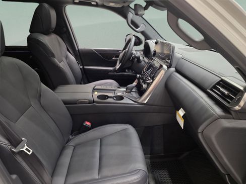 New 2026 Lexus LX 700h Overtrail AWD/4WD image 26