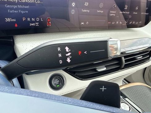 Used 2026 Buick Enclave Avenir w/ Super Cruise Package AWD/4WD image 44