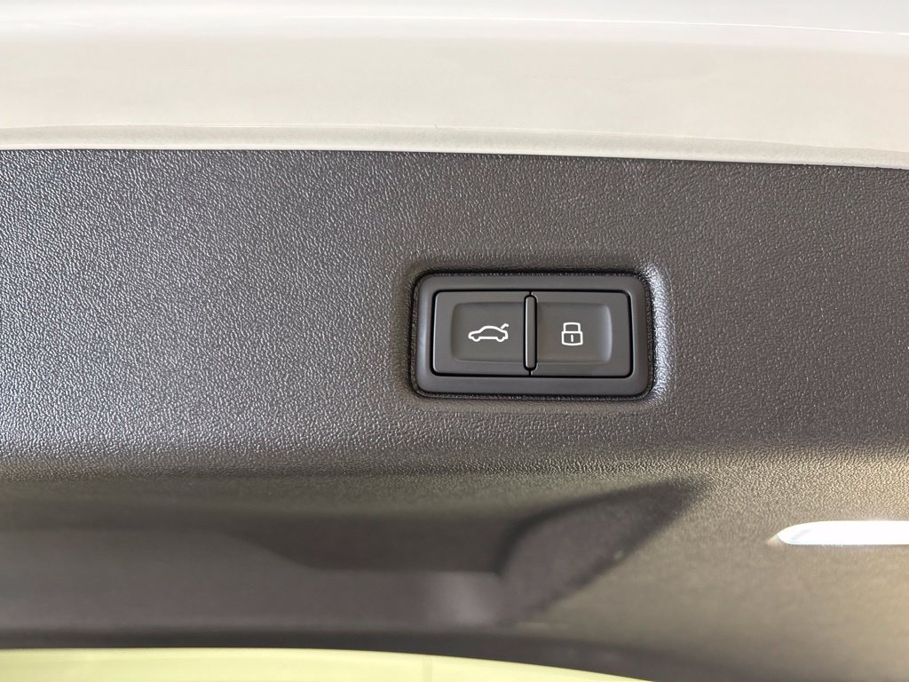 Used 2025 Audi Q5 Premium Plus AWD/4WD image 22