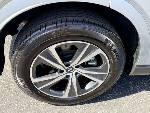 Certified 2025 Lexus RX 350 FWD w/ Technology Package image 12