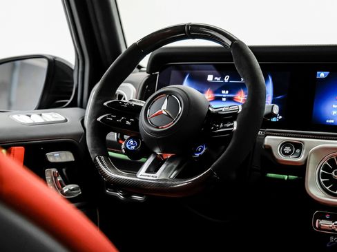 Used 2027 Mercedes-Benz G 63 AMG 4MATIC image 46
