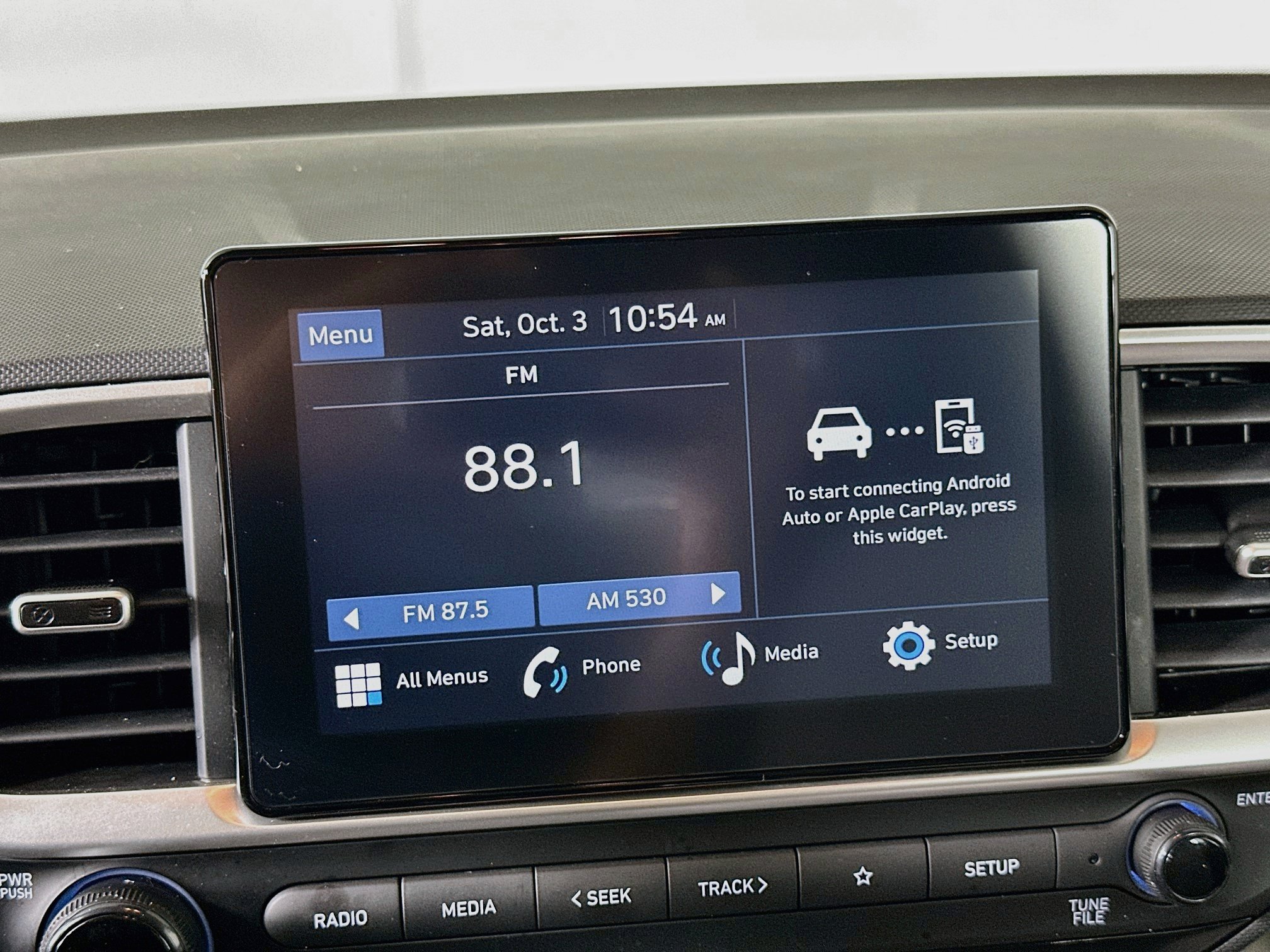 Used 2025 Hyundai Venue SEL FWD image 21