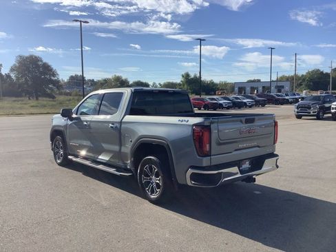 Used 2024 GMC Sierra 1500 SLT image 5