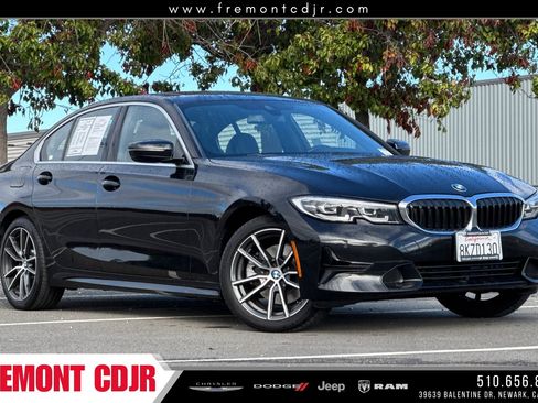 Used 2019 BMW 330i Sedan w/ Convenience Package image 1