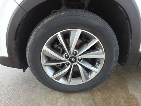 Used 2019 Hyundai Santa Fe AWD image 62