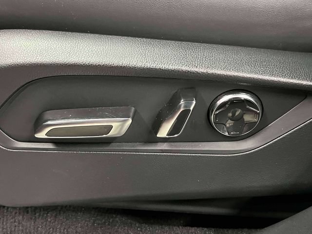 Certified 2025 Acura RDX w/ Advance Package AWD/4WD image 17