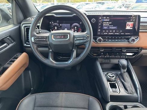 Used 2024 GMC Canyon AT4 image 24