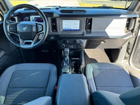 Used 2021 Ford Bronco Outer Banks image 11